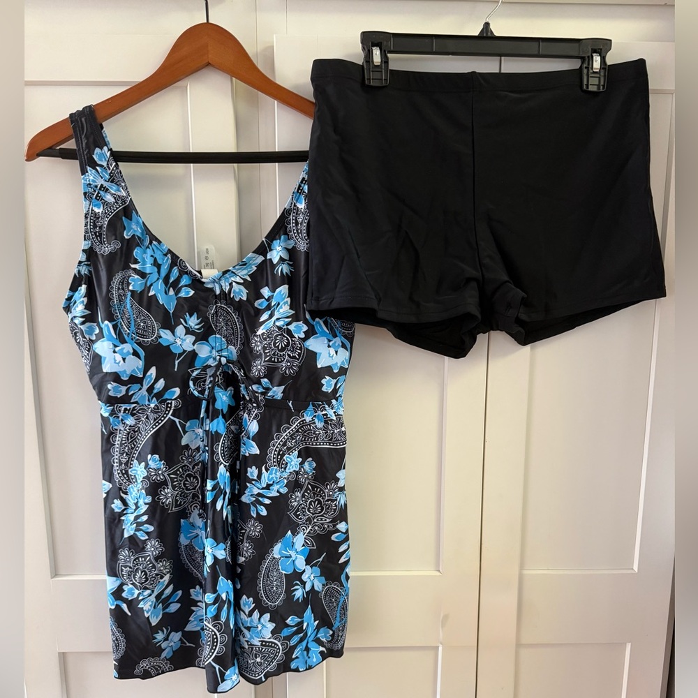 Brand New Blue Flower Plus Size Tankini Swimsuit Top and Tummy Control Bottom